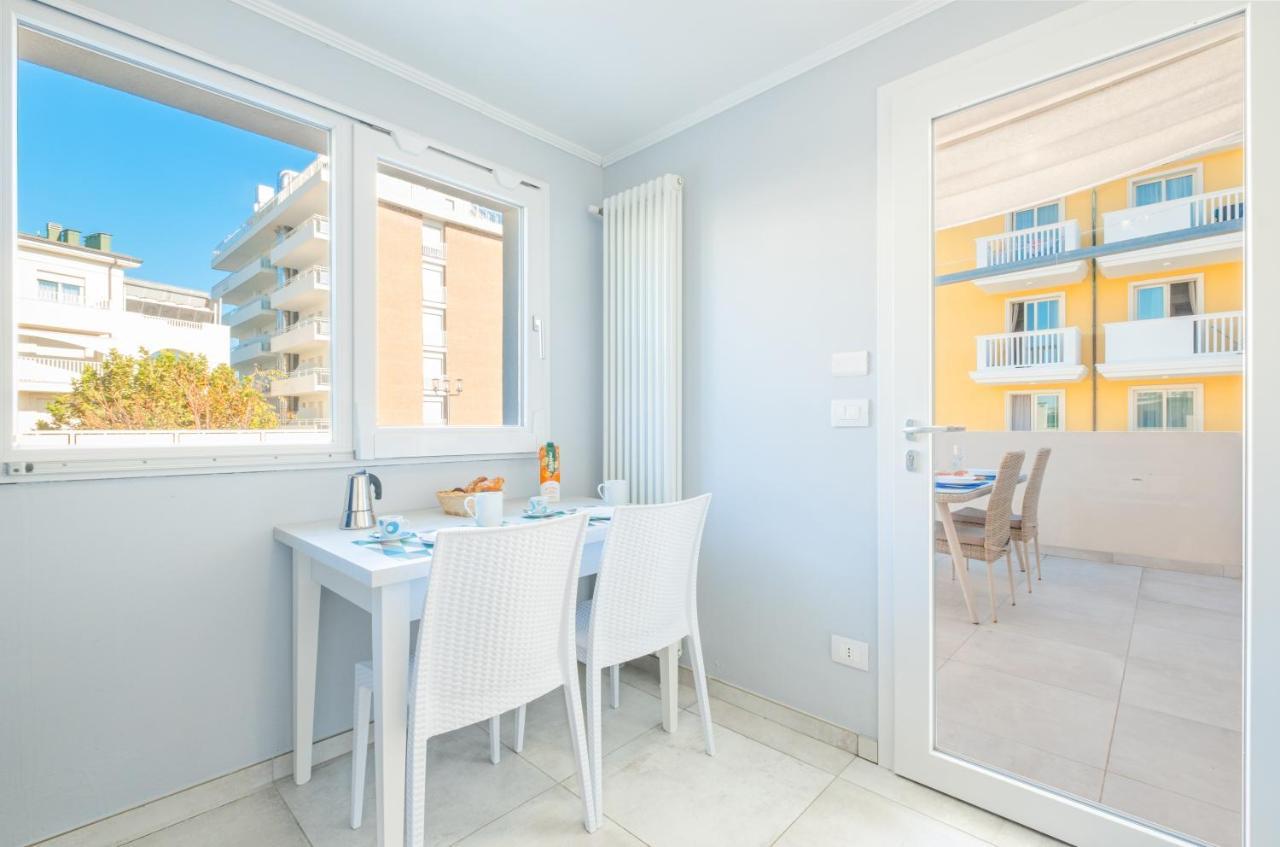 La Maricita Rimini Apartment Exterior photo